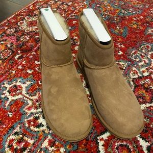 Brand new Mens Ugg boot